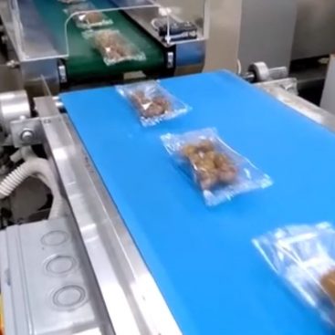Συσκευασία ελιάς σε περιέκτη με ανιχνευτή μετάλλων